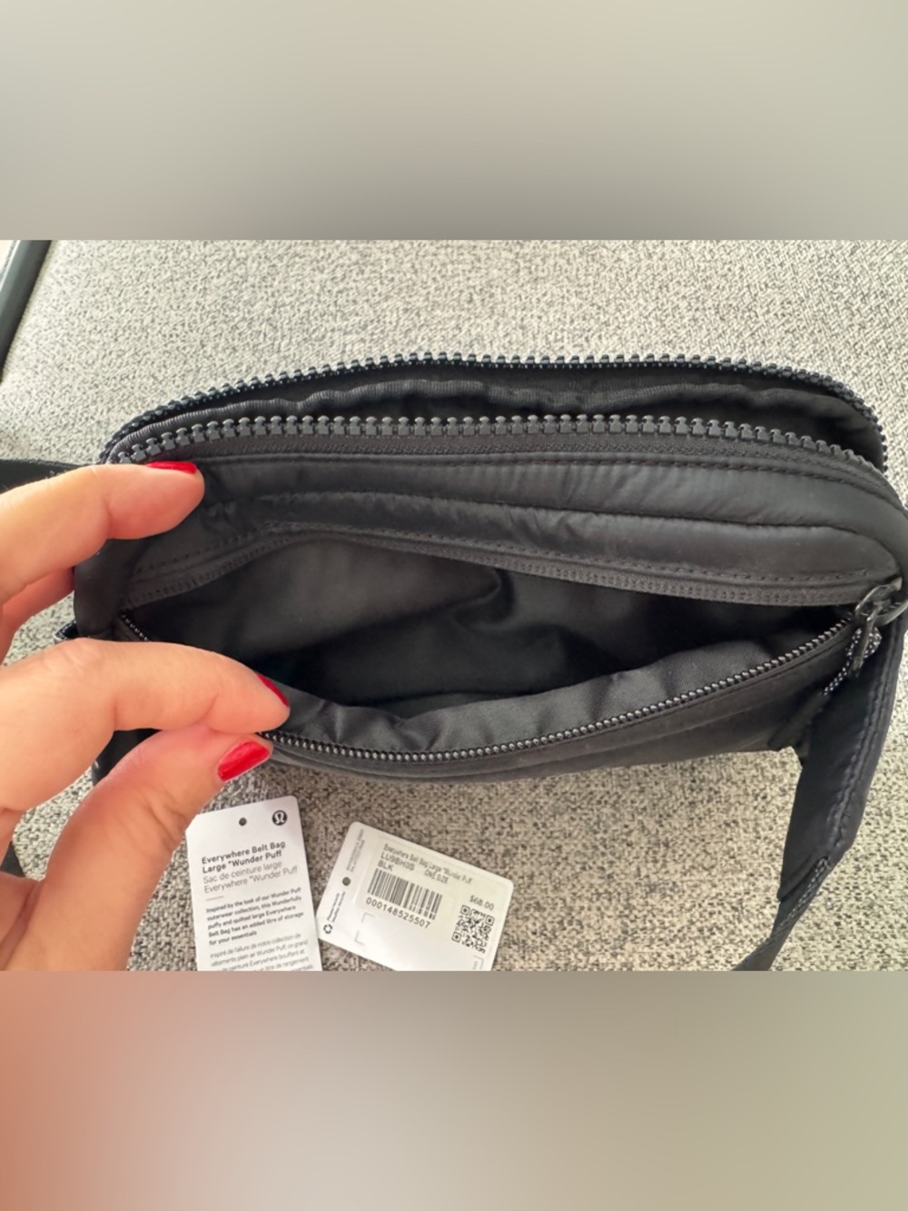 EUC lululemon Everywhere Belt Bag Large *Wunder Puff in black style LU9BH0S - Picture 5 of 13